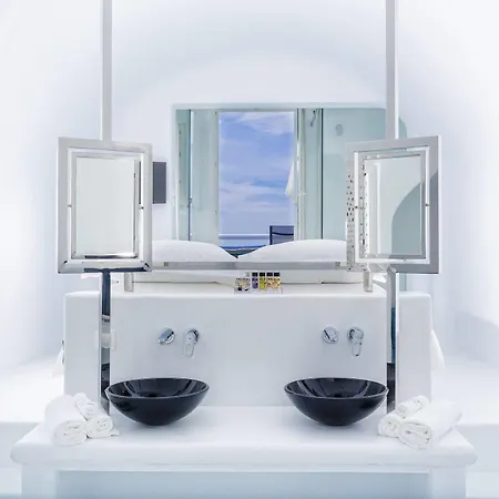 Aisling Micro 4* Oia (Santorini)